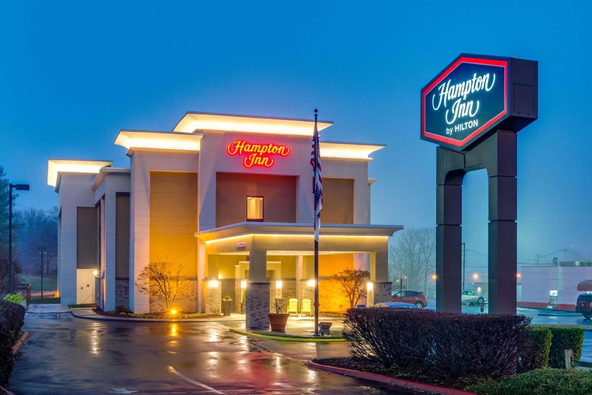 Hotel Hampton Johnson 3*