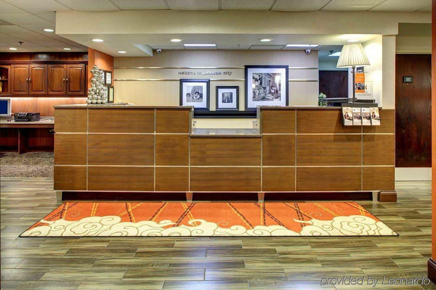Hampton Johnson Hotel 3*