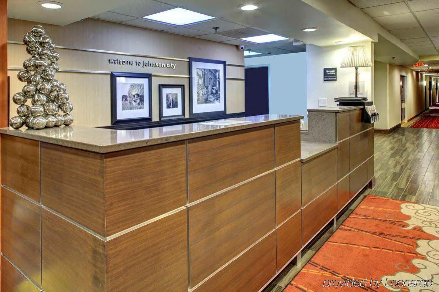 Hotel Hampton Johnson